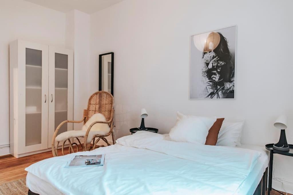 Altbautraum! 2 Zimmer Mit 24H Check-In Kiel Buitenkant foto