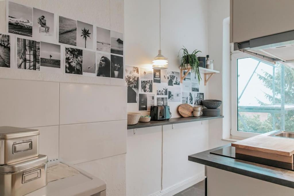 Altbautraum! 2 Zimmer Mit 24H Check-In Kiel Buitenkant foto